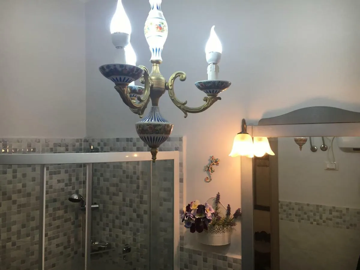 Appartamento New Maria's House Livorno. Il Cisternone Italia
