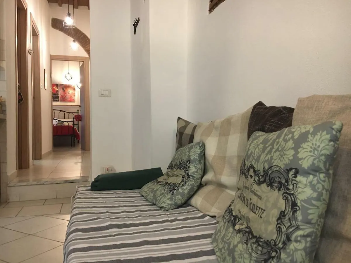 Appartamento New Maria's House Livorno. Il Cisternone