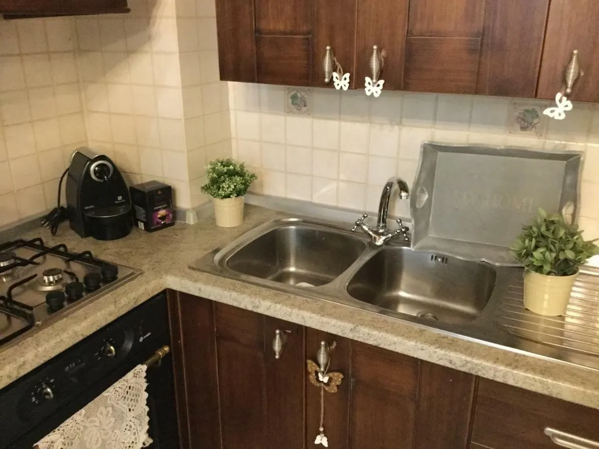 New Maria'S House Livorno. Il Cisternone Apartment  Livorno
